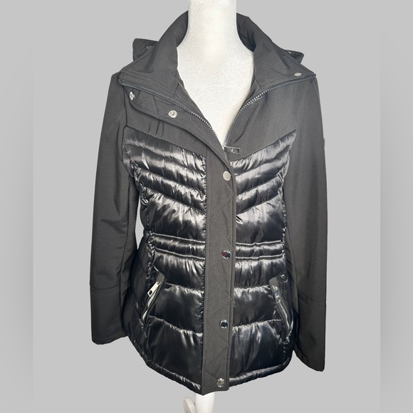 Guess Jackets & Blazers - Guess Women's Black Puffer Jacket